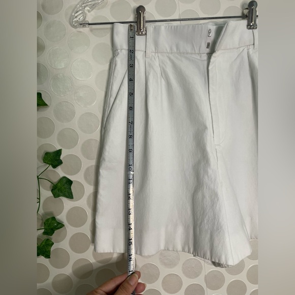 Zara women's shorts white, viscose cotton linen. Size XS - Picture 8 of 17